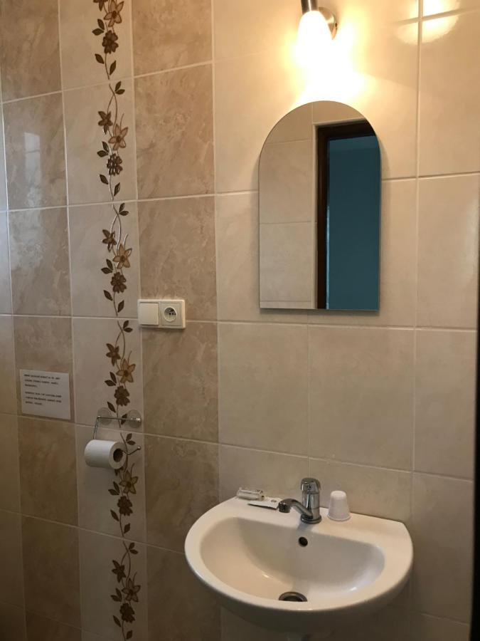 Penzion Aniko Diakovce-Sala Extérieur photo